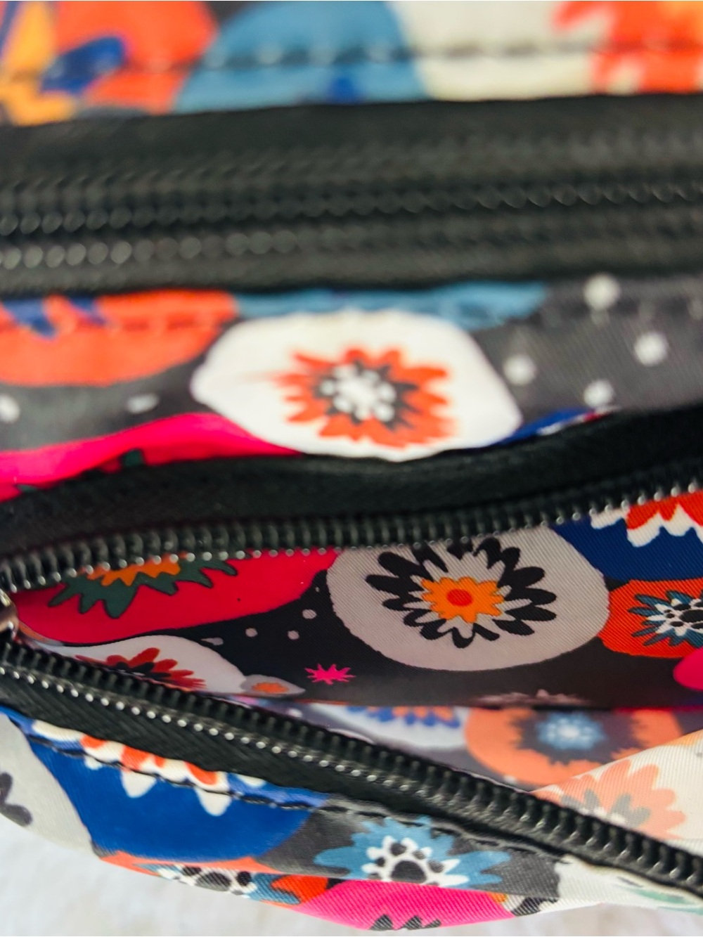 Kipling Floral Dot Crossbody Bag in Black, Orange, Pink & Blue size 7”x7”x2” - Picture 7 of 16